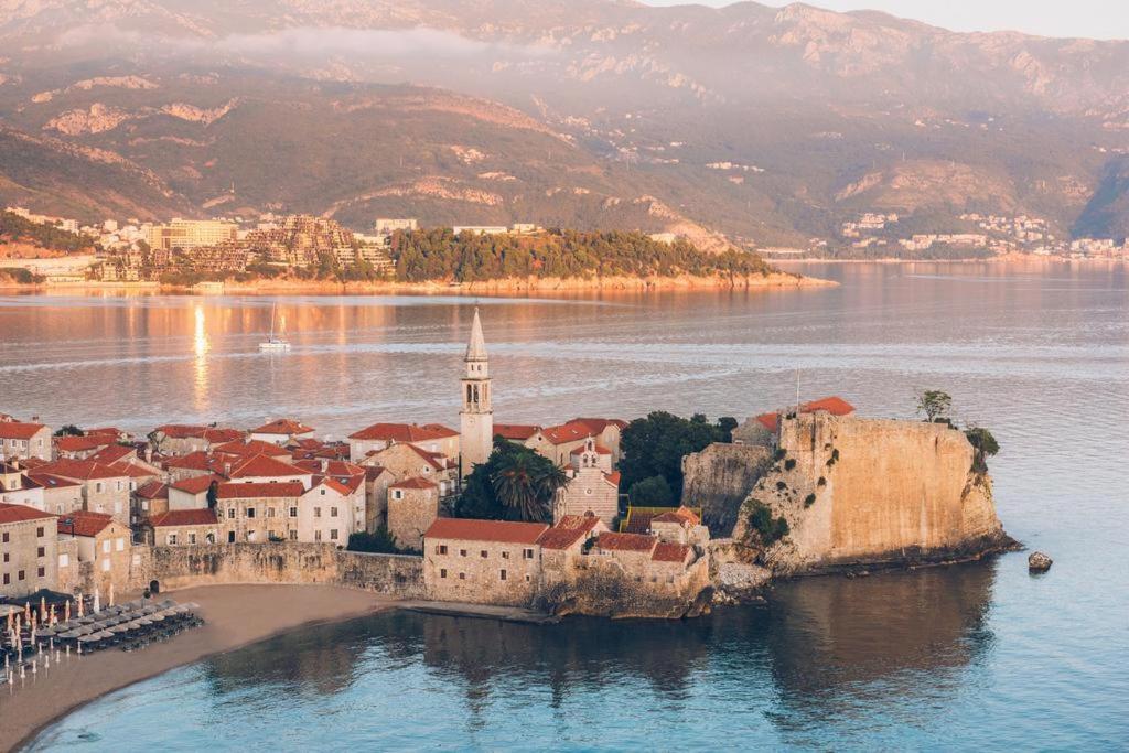 Old Town Skyline Apartment 3 Budva Exterior photo